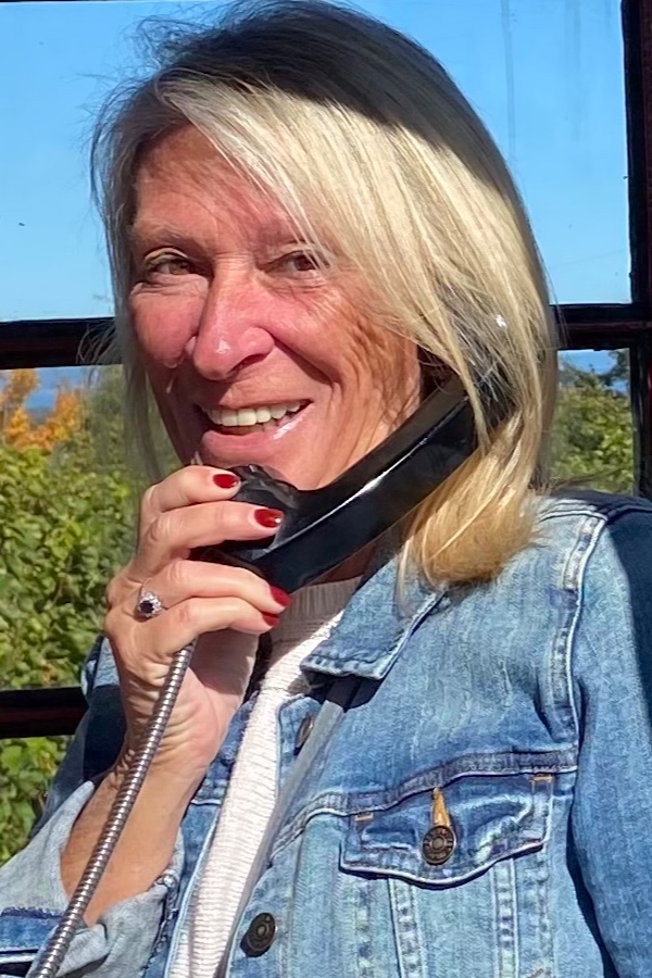 Cruise Brothers Travel Agent Jeanette Burns